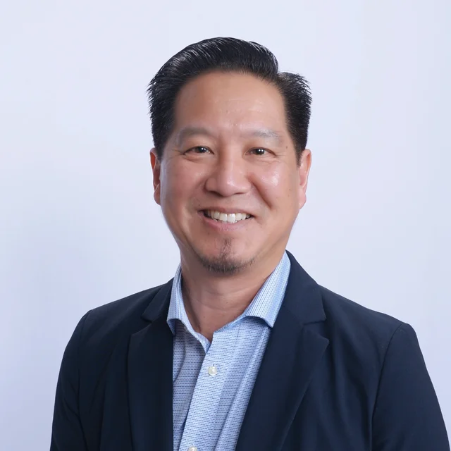 Dr. Michael Lau, DC, chiropractor at the Lake Forest office